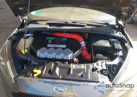 2017 Ford Focus St z USA, uszkodzony, nr VIN 1FADP3L95HL263805